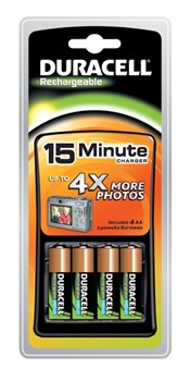 Duracell DUR070165, Charger CEF15  Ladegerät mit 4AA Akkus