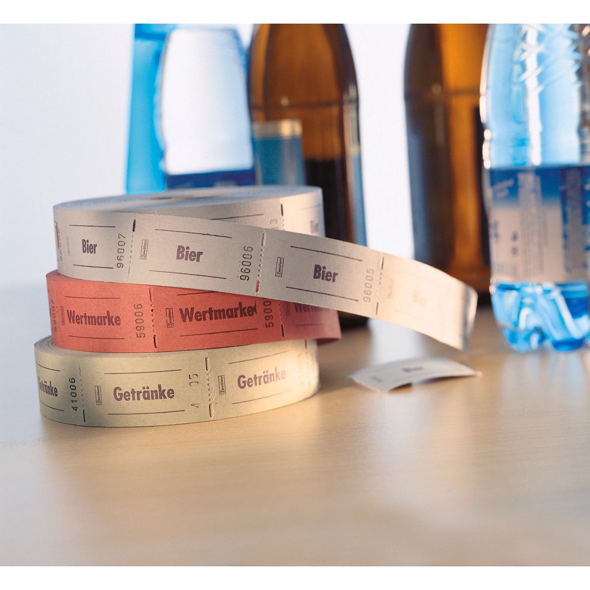 PARTY DISCOUNT Rollen-Gutscheine – 5 Rollen à 500 Abrisse, Grün, 30x30 Mm, Nummeriert
